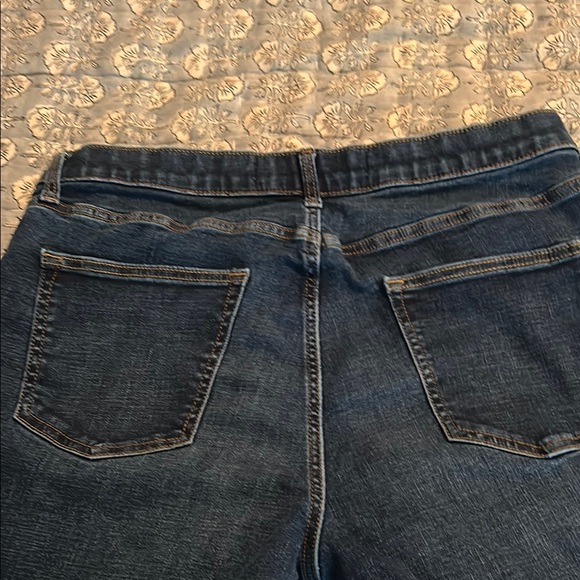 Old Navy Blue Straight Jeans Modern Style - Picture 4 of 5
